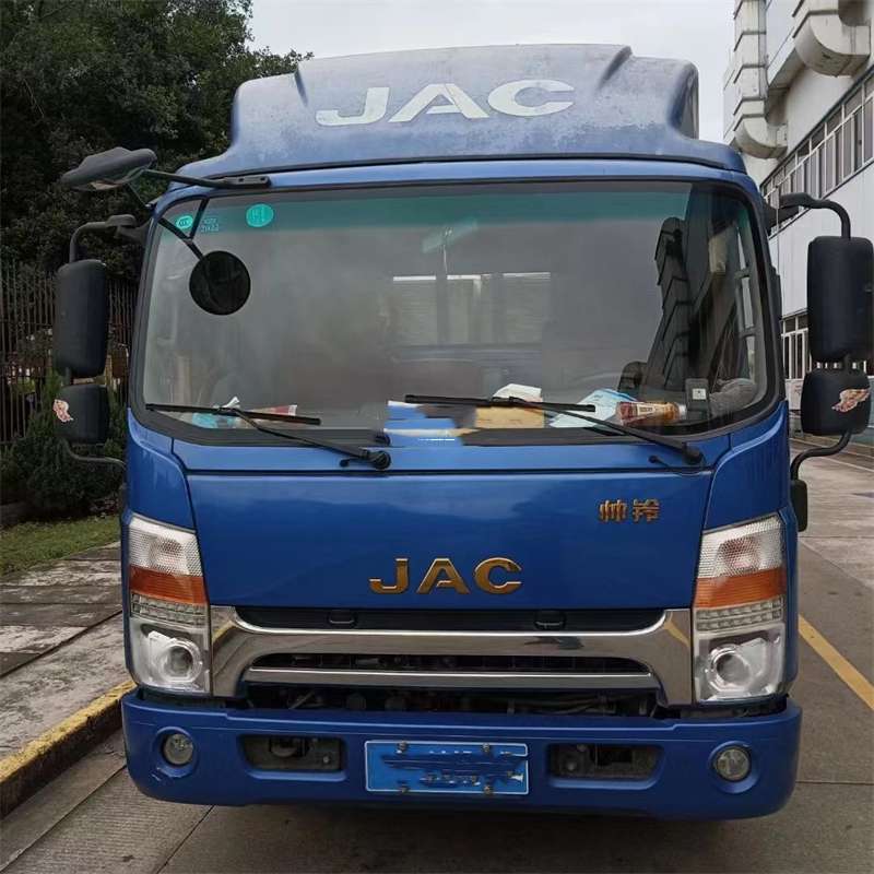 内蒙古呼伦贝尔新巴尔虎左旗到吴忠物流公司一站式服务，为您的货物保驾护航